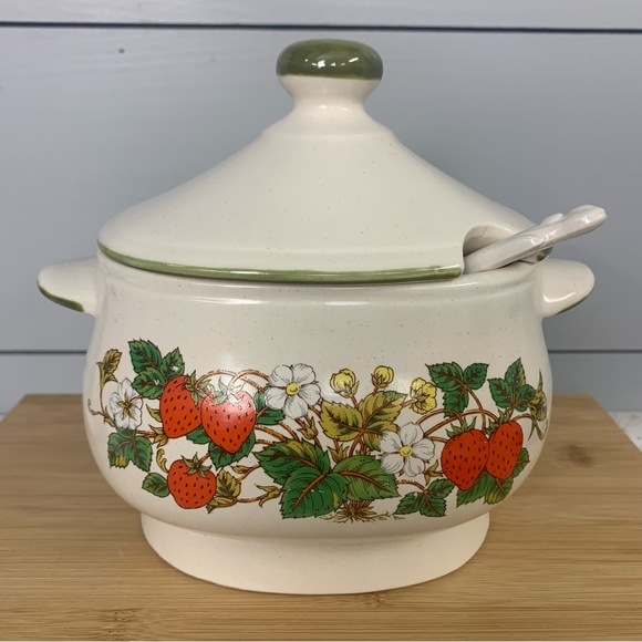 Other - Vintage Ceramic Oven-Proof Covered Dish with Serving Spoon- Made in Japan